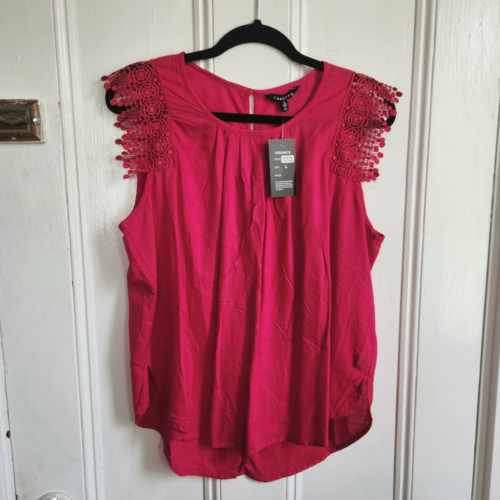 NWT Cassee's Bright Pink Blouse with Lace Cap Sleeve Size L